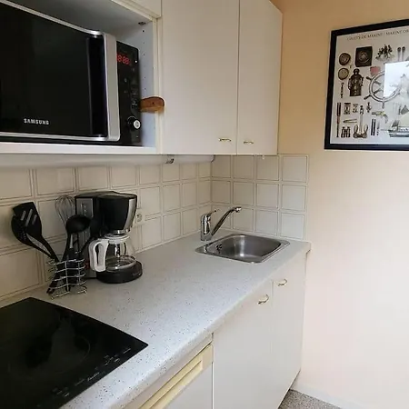 Front De Appartement